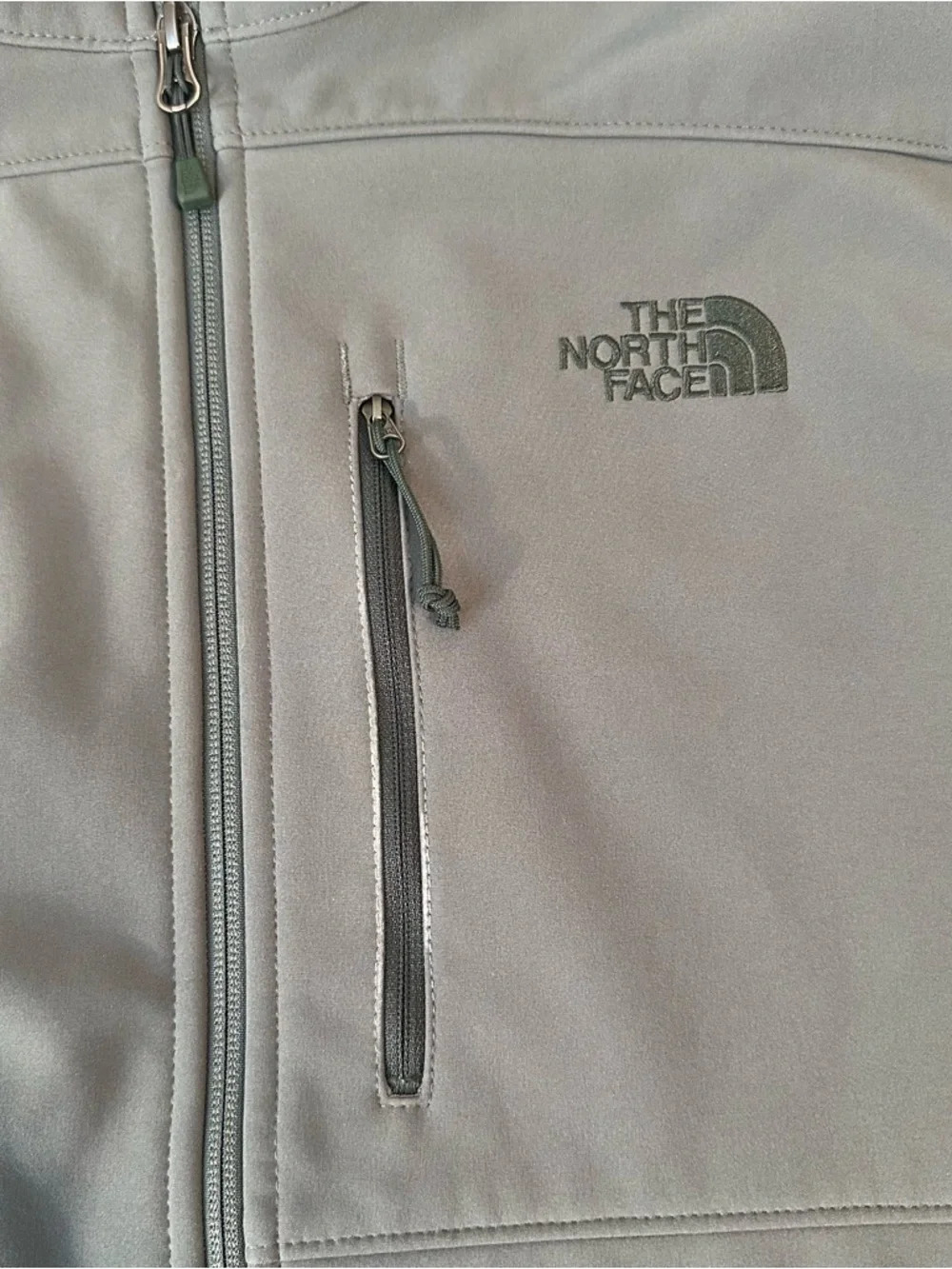 RETIRED - MENS - THE NORTH FACE - WINDWALL ZIP UP SAGE GREEN JACKET